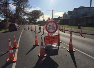 How to Safely Manage Traffic During Road Construction Safely Manage Traffic During Road Construction