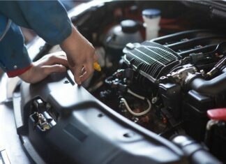 Knowing When to Take Your Car to the Local Mechanic Knowing When to Take Your Car to the Local Mechanic